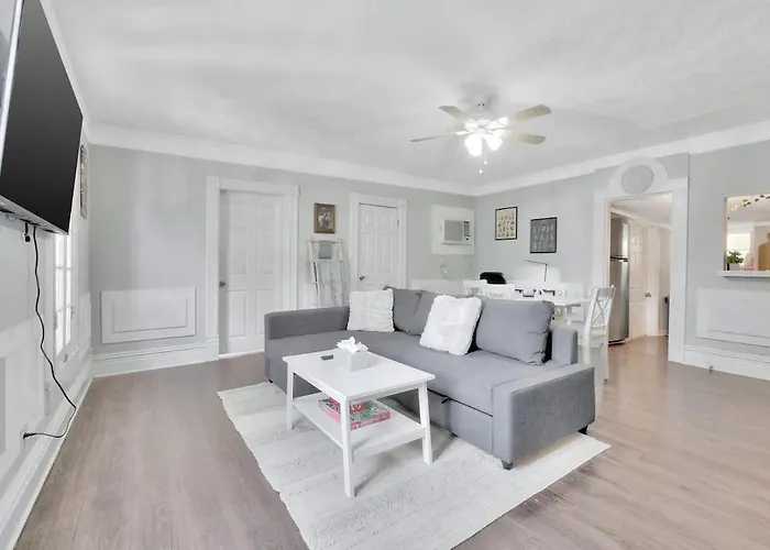Le Chateau Tampa, Walk To Hyde Park & Amalie Arena